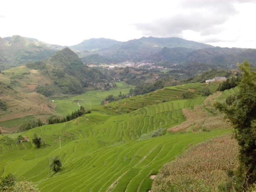 Ngan Nga Bac Ha Hotel Bagian luar foto